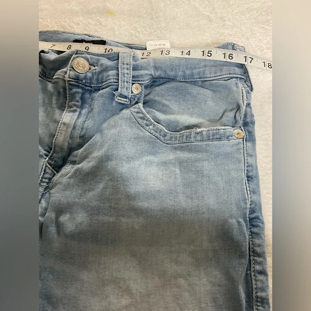 Men's Light Blue Jeans